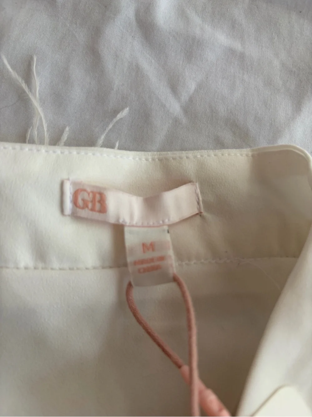Gianni Bini Ivory Feathered Tiered Mini Skirt Size M  NWT